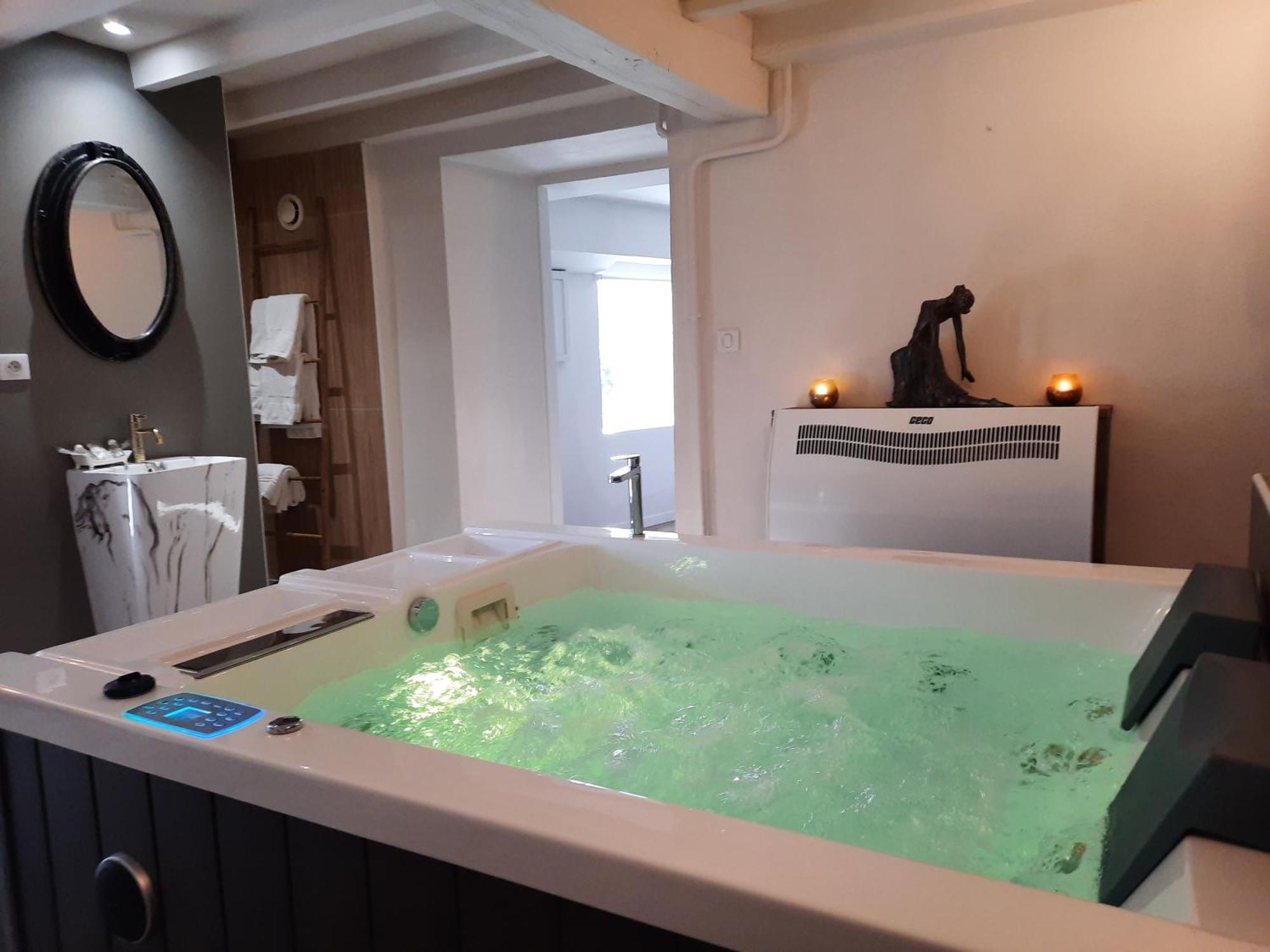 Charme Au Fil De L'Eau Hotel Vendieres Luaran gambar