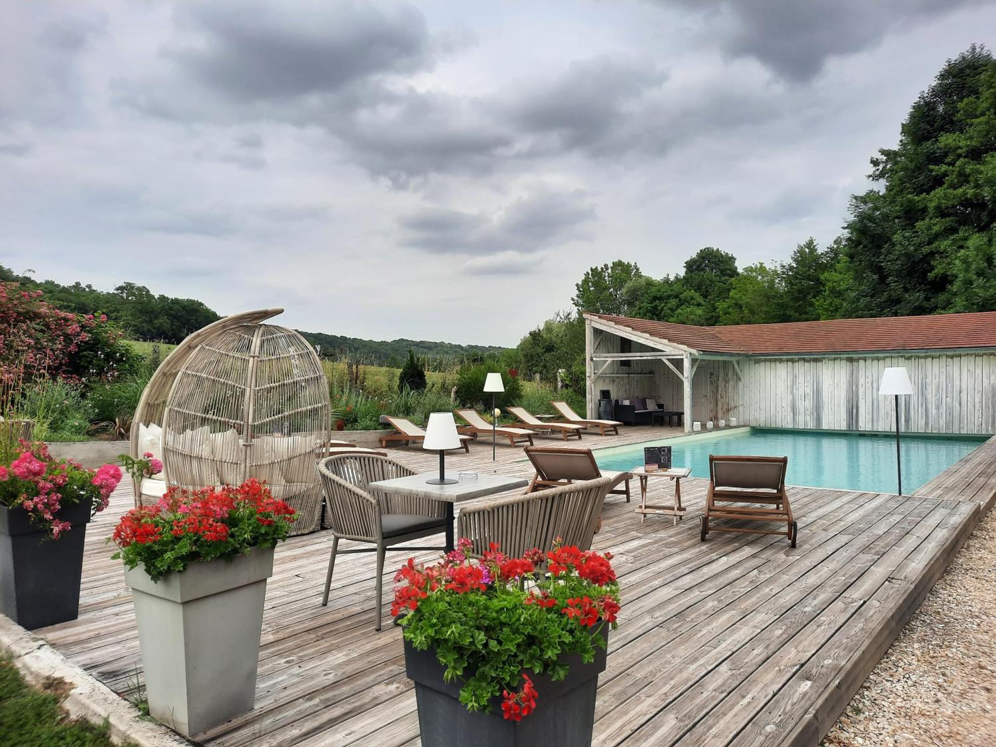 Charme Au Fil De L'Eau Hotel Vendieres Luaran gambar