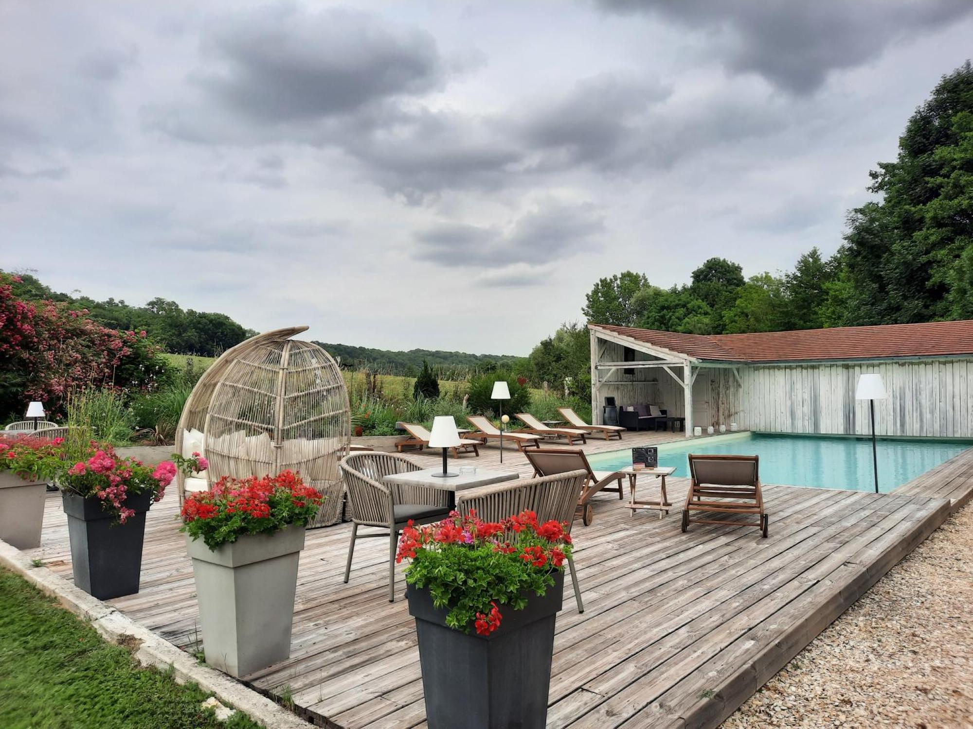 Charme Au Fil De L'Eau Hotel Vendieres Luaran gambar